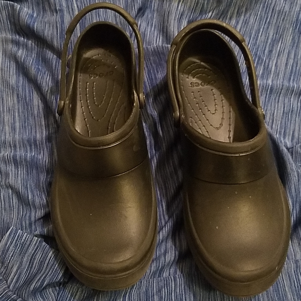 CROCS